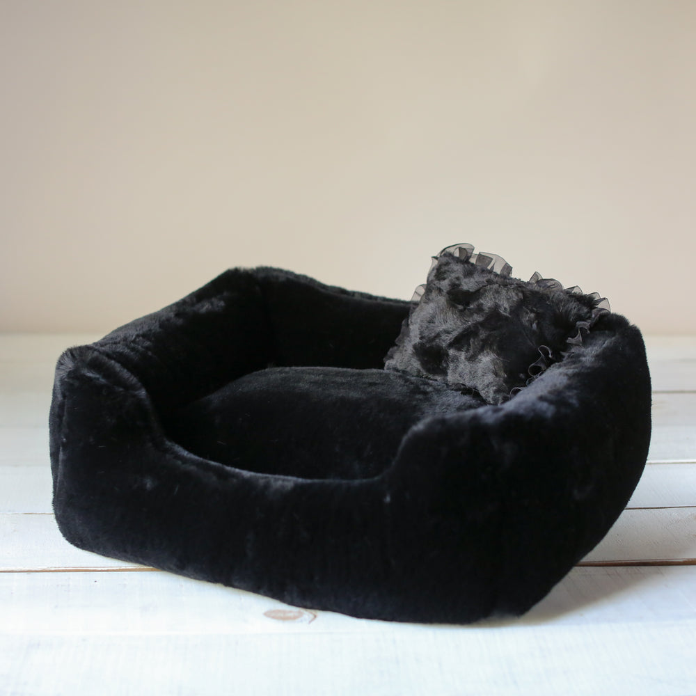 The Divine Dog Bed in Black by Fetch Shops