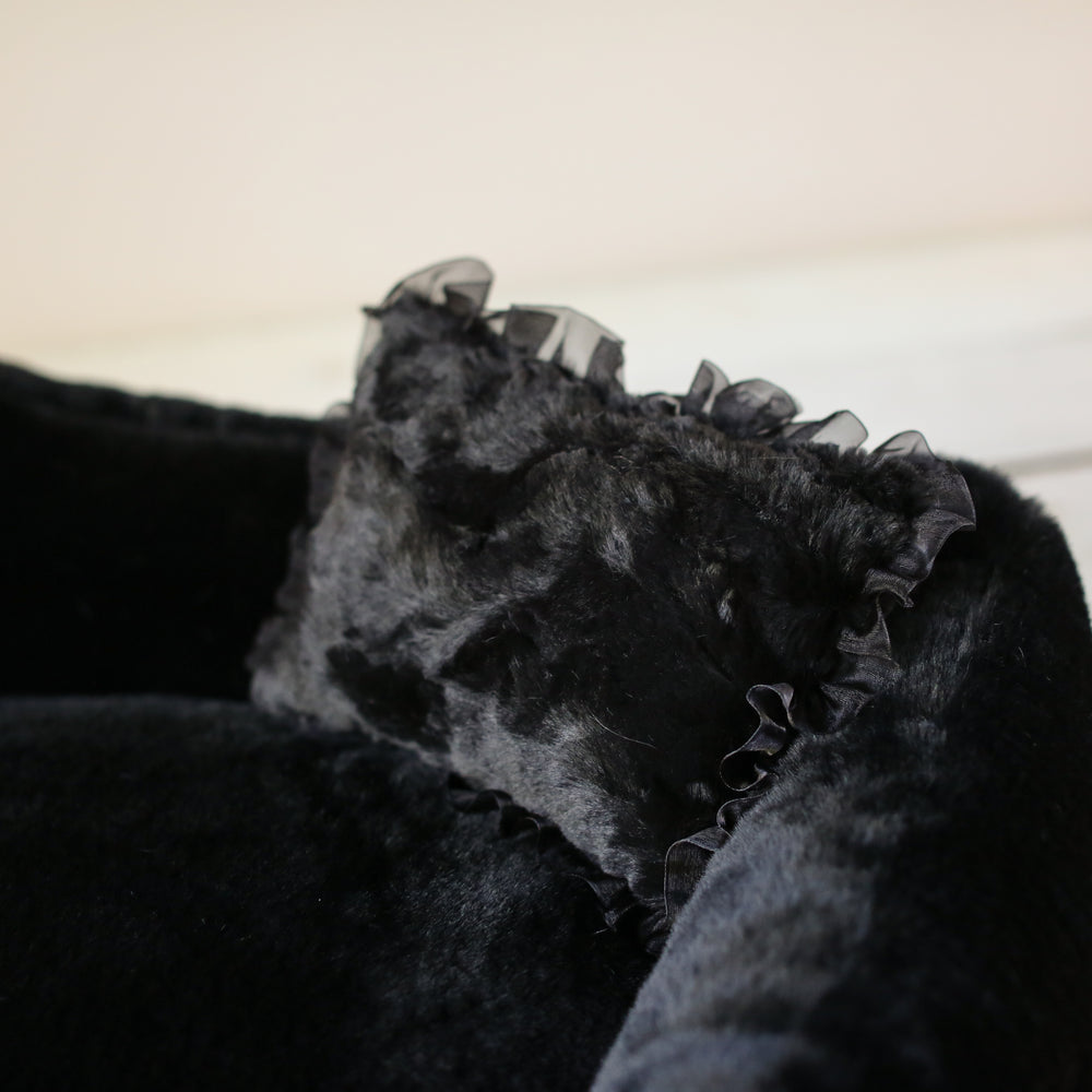The Divine Dog Bed Detail by Fetch Shops