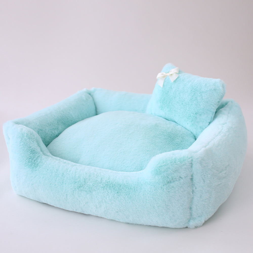 The Divine Dog Bed in Ice by Fetch Shops